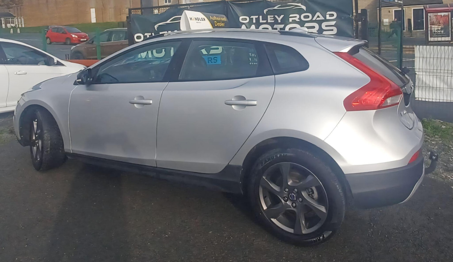 Used Volvo V40 Cross Country 2014 for sale - 76371023: Photo 57