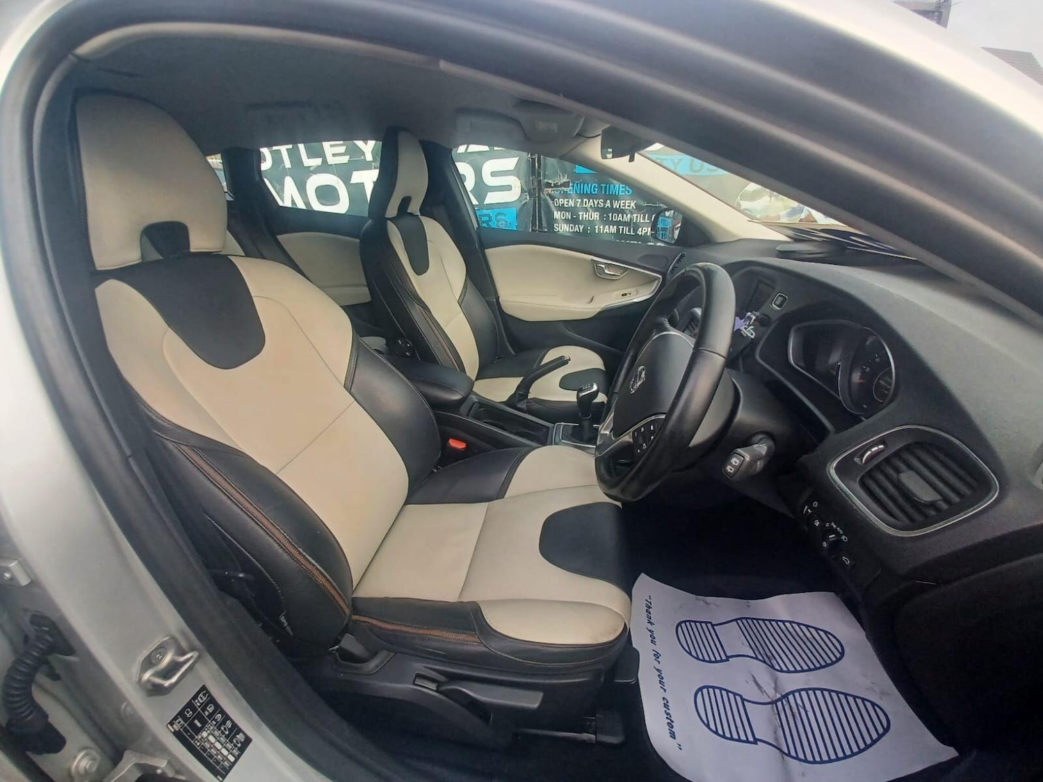 Used Volvo V40 Cross Country 2014 for sale - 76371023: Photo 6