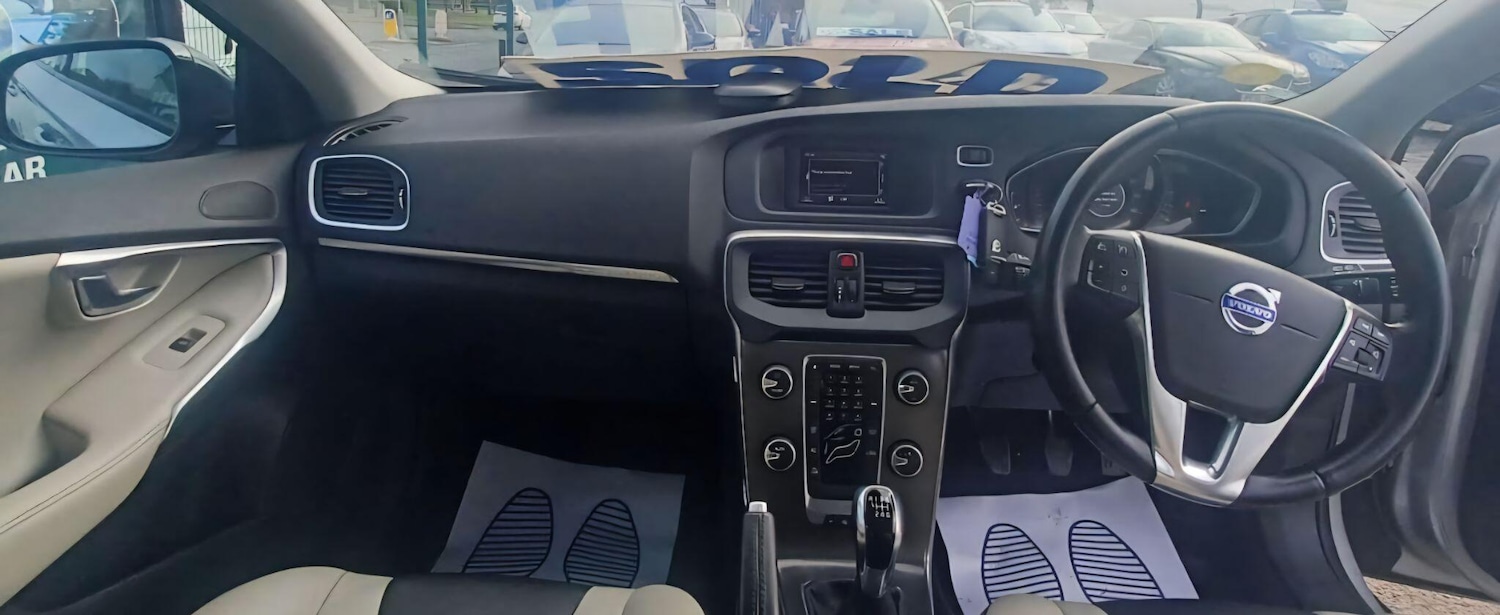 Used Volvo V40 Cross Country 2014 for sale - 76371023: Photo 7