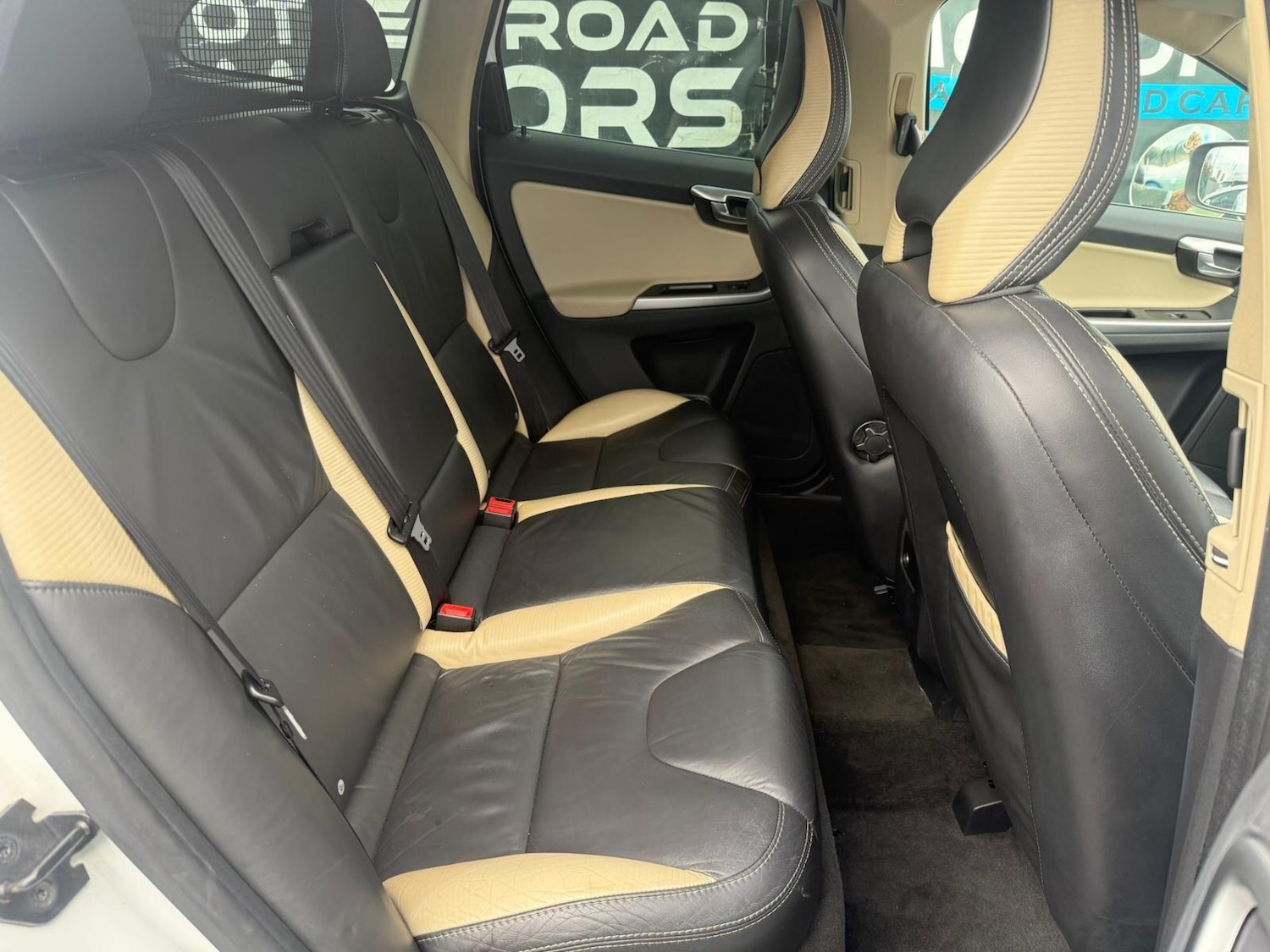 Used Volvo XC60 2011 for sale - 76484426: Photo 13