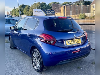 Used Peugeot 208 2016 for sale - 79441190: Photo