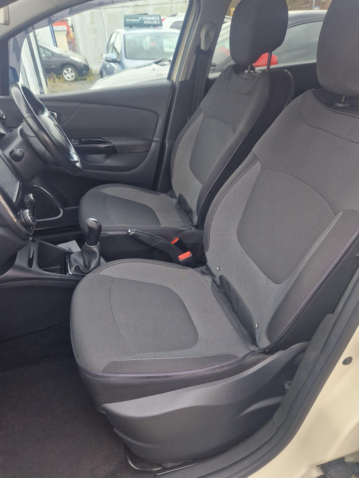 Used Renault Captur 2016 for sale - 76551051: Photo 12