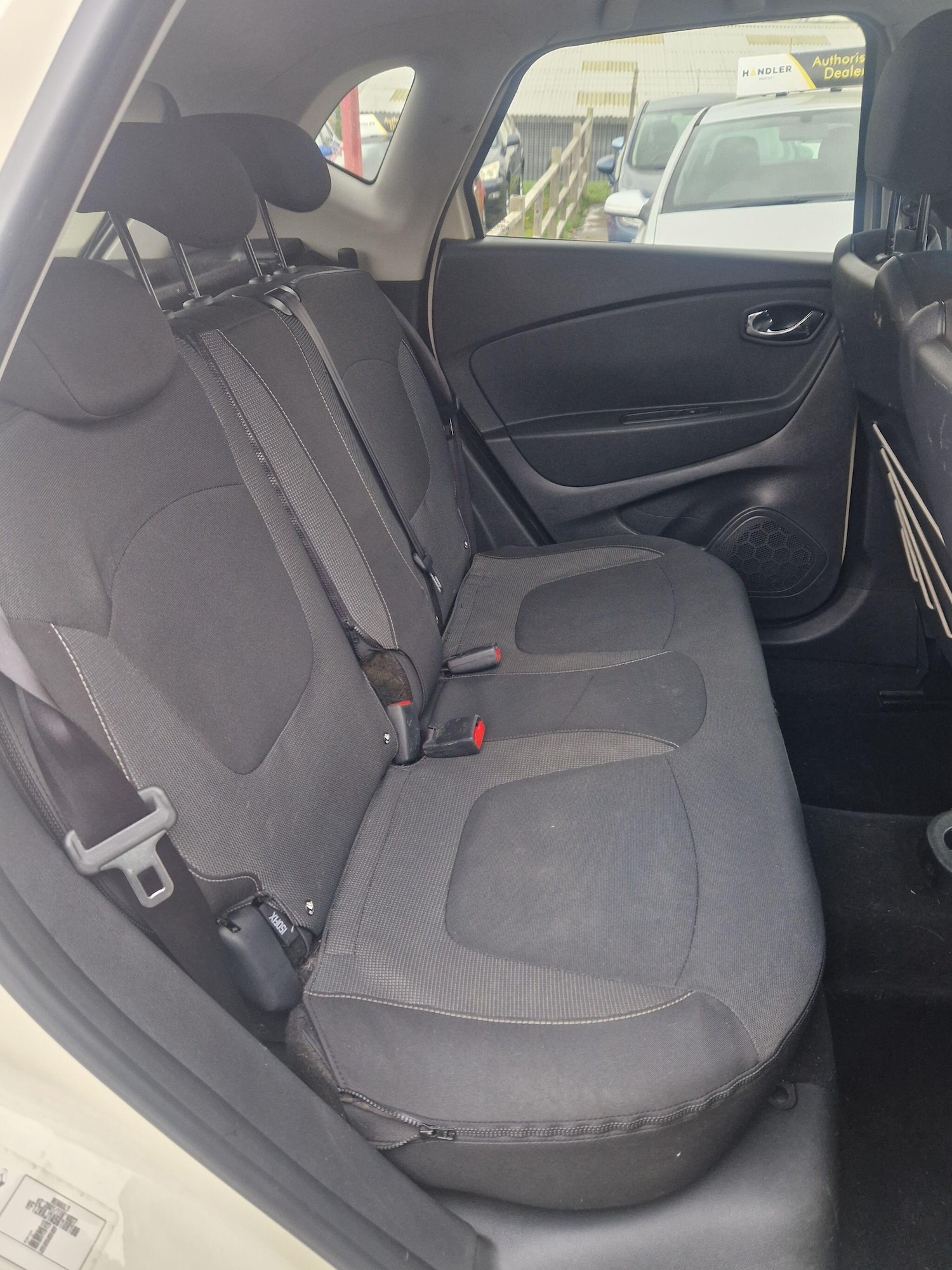 Used Renault Captur 2016 for sale - 76551051: Photo 33