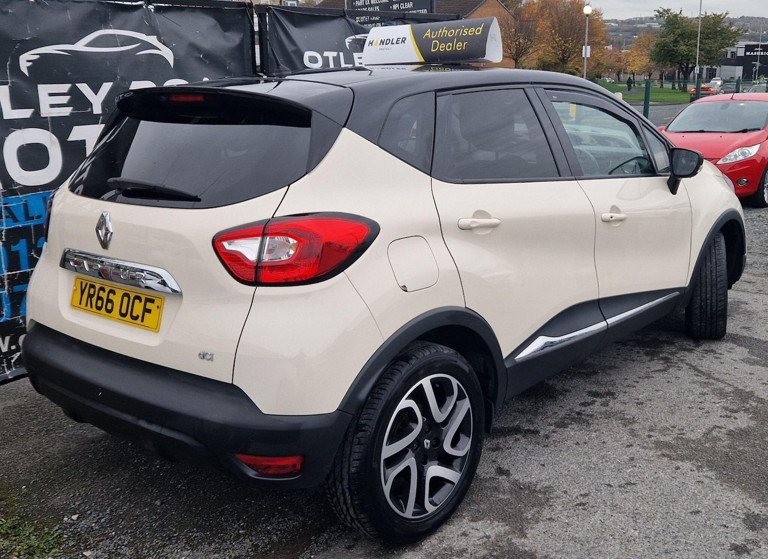 Used Renault Captur 2016 for sale - 76551051: Photo 5