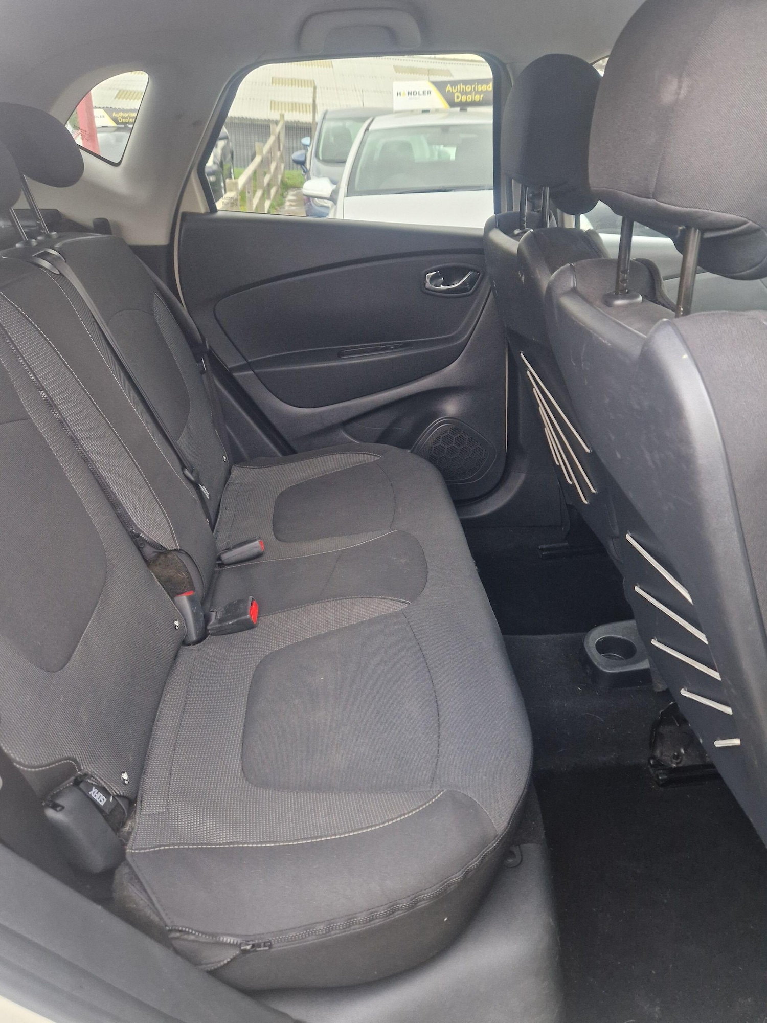 Used Renault Captur 2016 for sale - 76551051: Photo 9