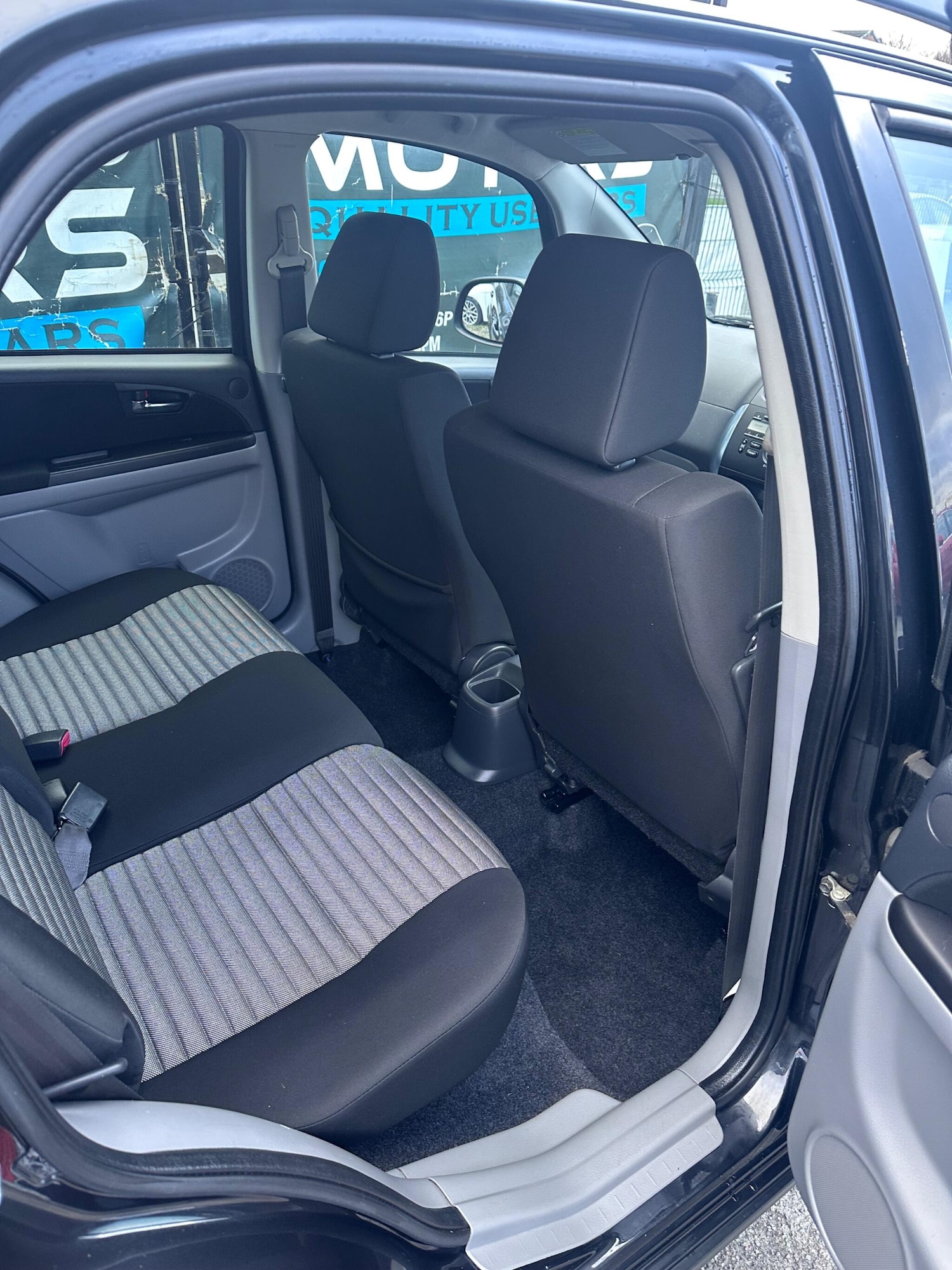 Used Suzuki SX4 2011 for sale - 77314575: Photo 10