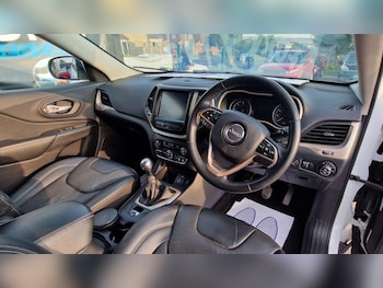 Used Jeep Cherokee 2016 for sale - 75634266: Photo