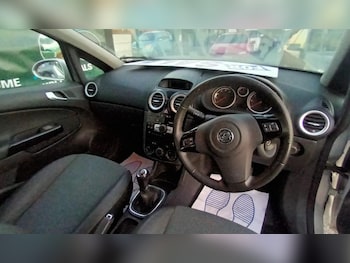 Used Vauxhall Corsa 2009 for sale - 75635110: Photo