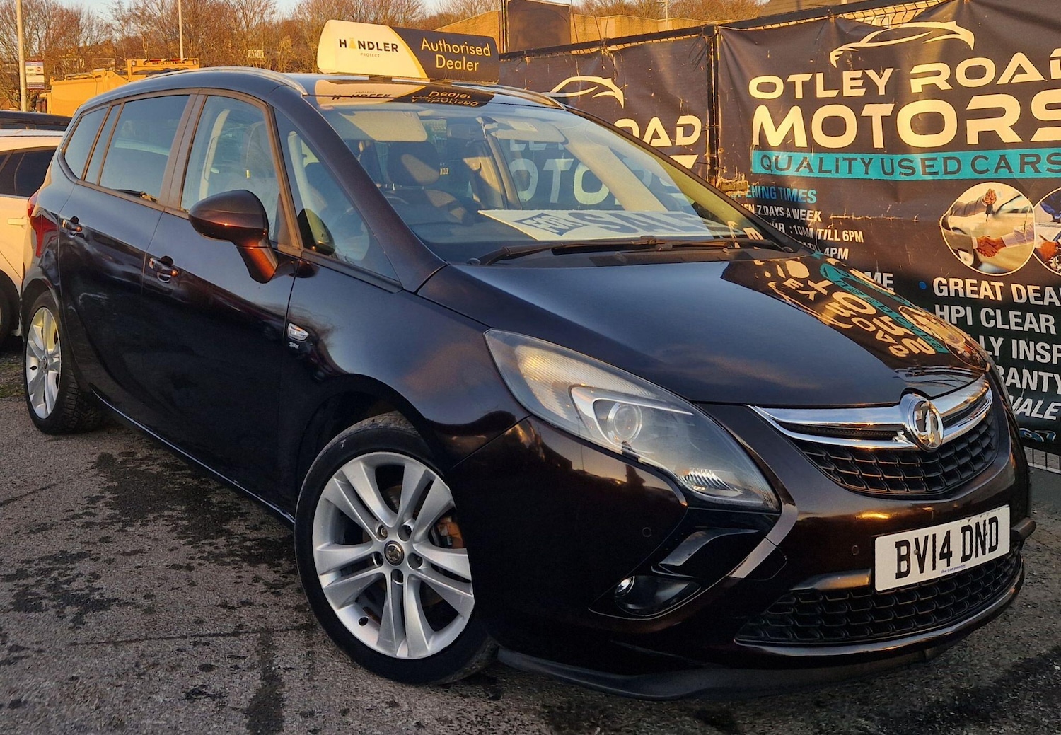 Used Vauxhall Zafira Tourer 2014 for sale - 76644879: Photo 3