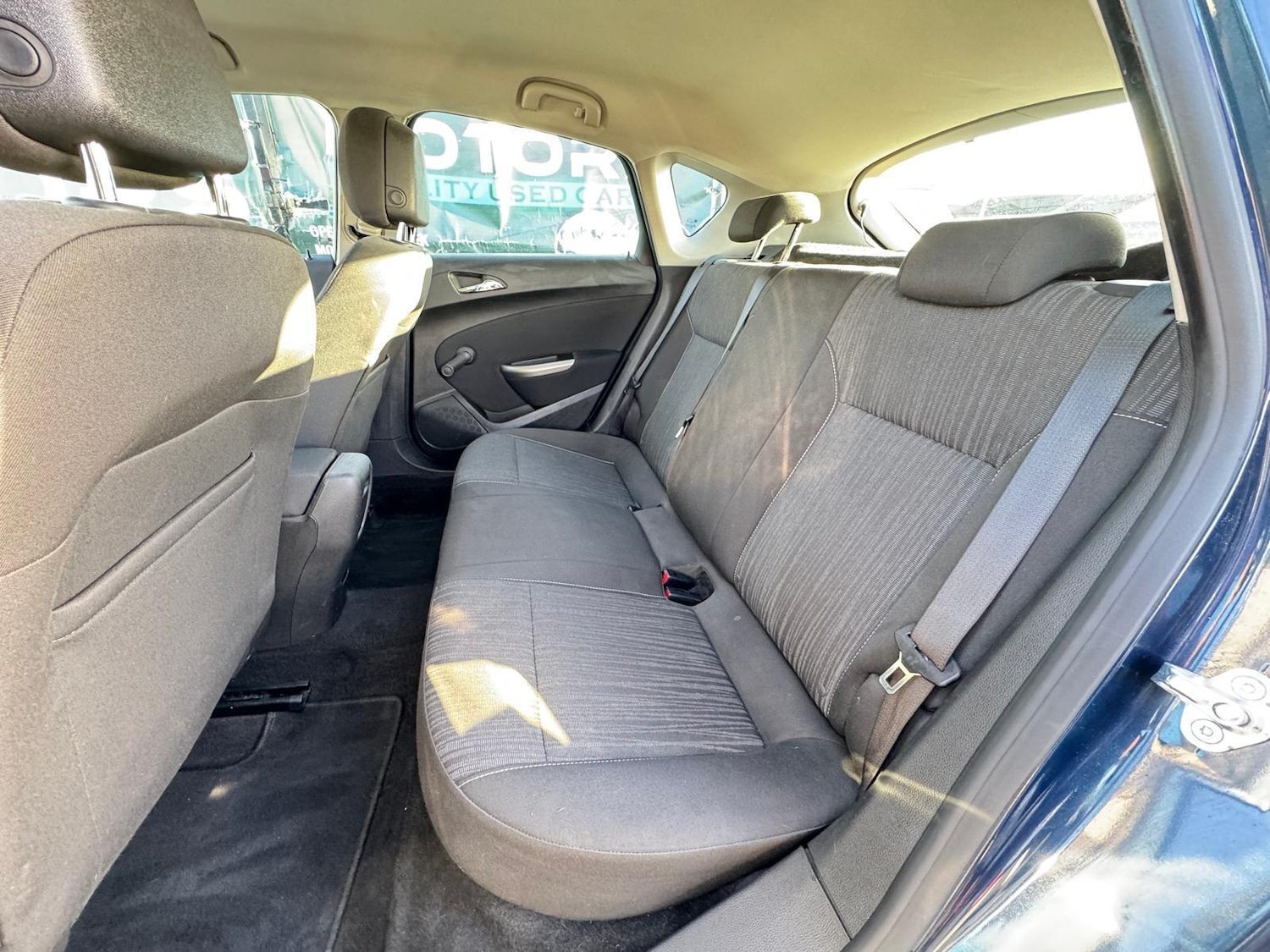 Used Vauxhall Astra 2011 for sale - 76952871: Photo 11