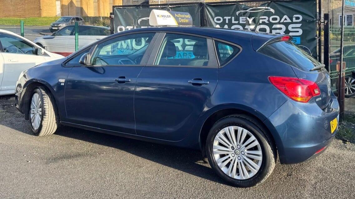 Used Vauxhall Astra 2011 for sale - 76952871: Photo 16