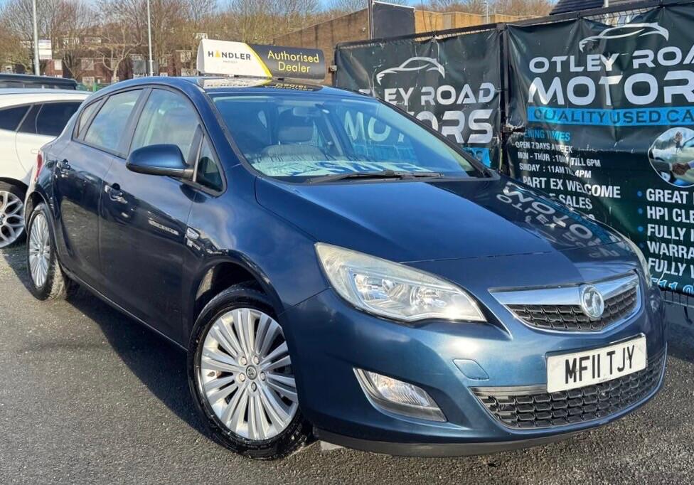 Used Vauxhall Astra 2011 for sale - 76952871: Photo 3