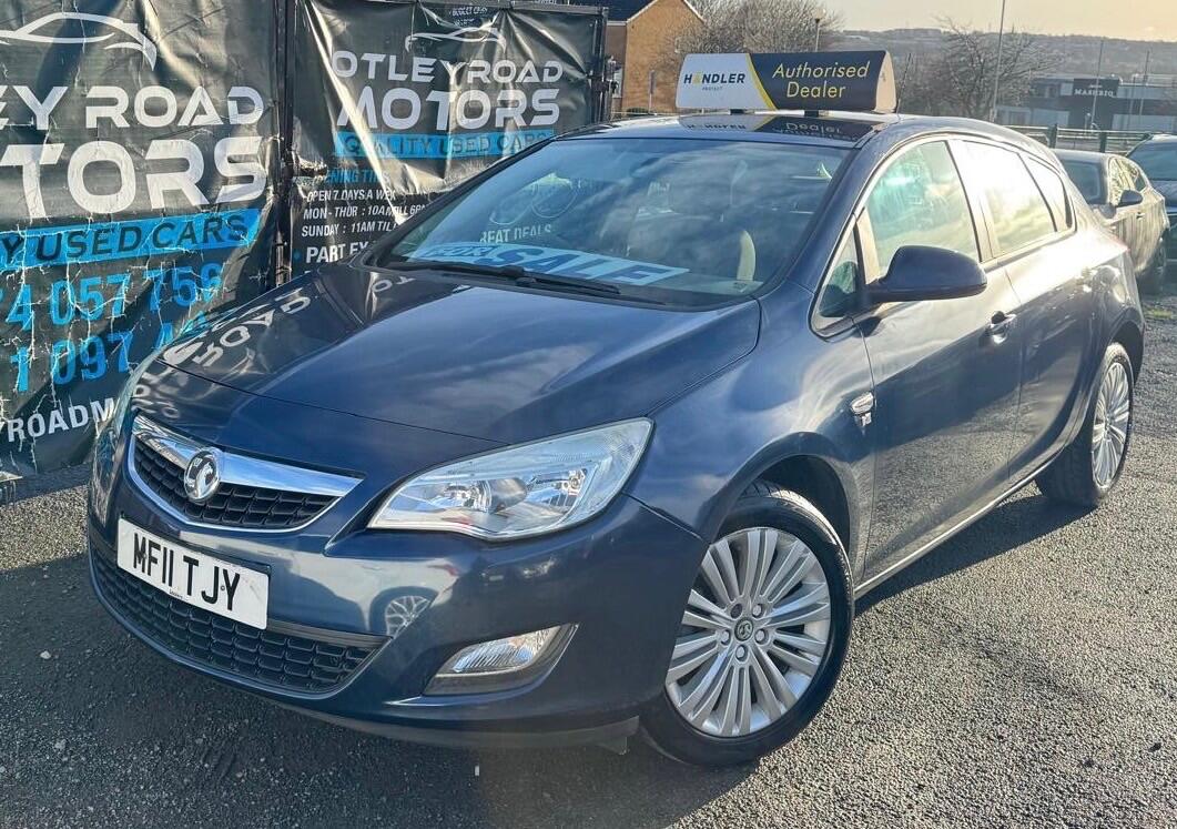 Used Vauxhall Astra 2011 for sale - 76952871: Photo 31