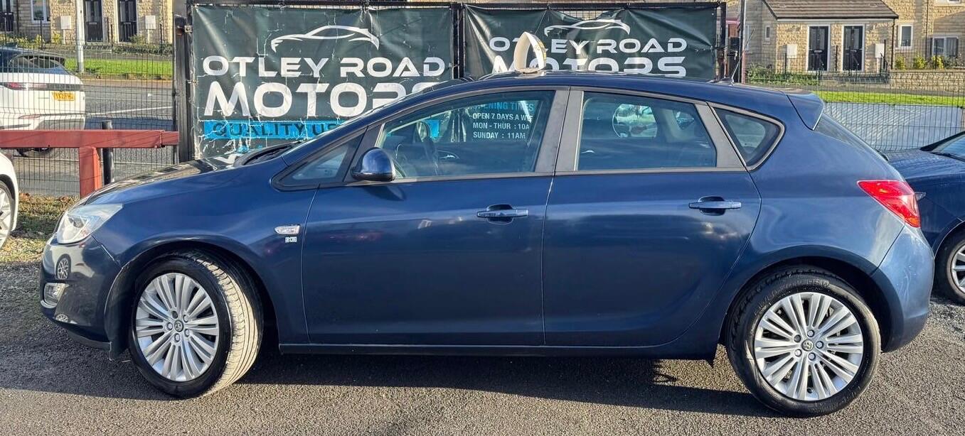 Used Vauxhall Astra 2011 for sale - 76952871: Photo 35