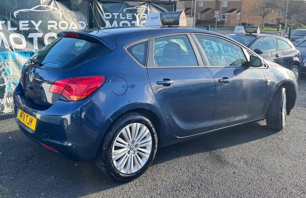 Used Vauxhall Astra 2011 for sale - 76952871: Photo 43