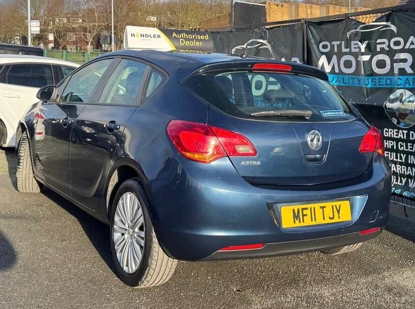 Used Vauxhall Astra 2011 for sale - 76952871: Photo 54