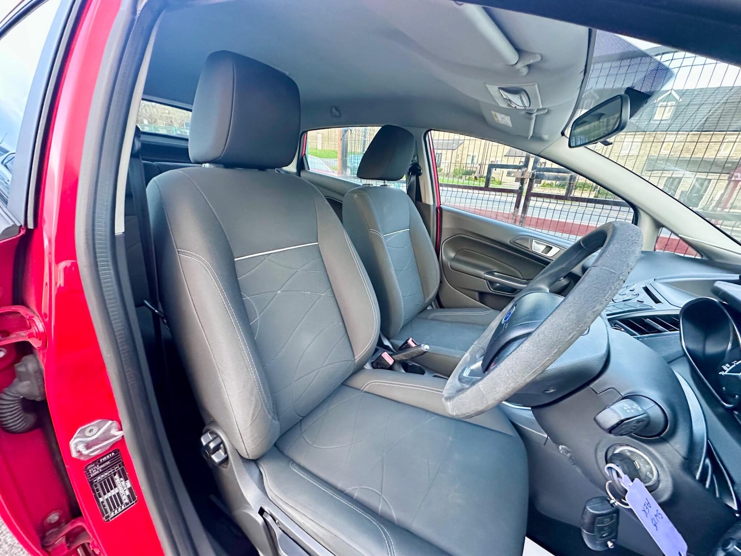 Used Ford Fiesta 2015 for sale - 78204371: Photo 31