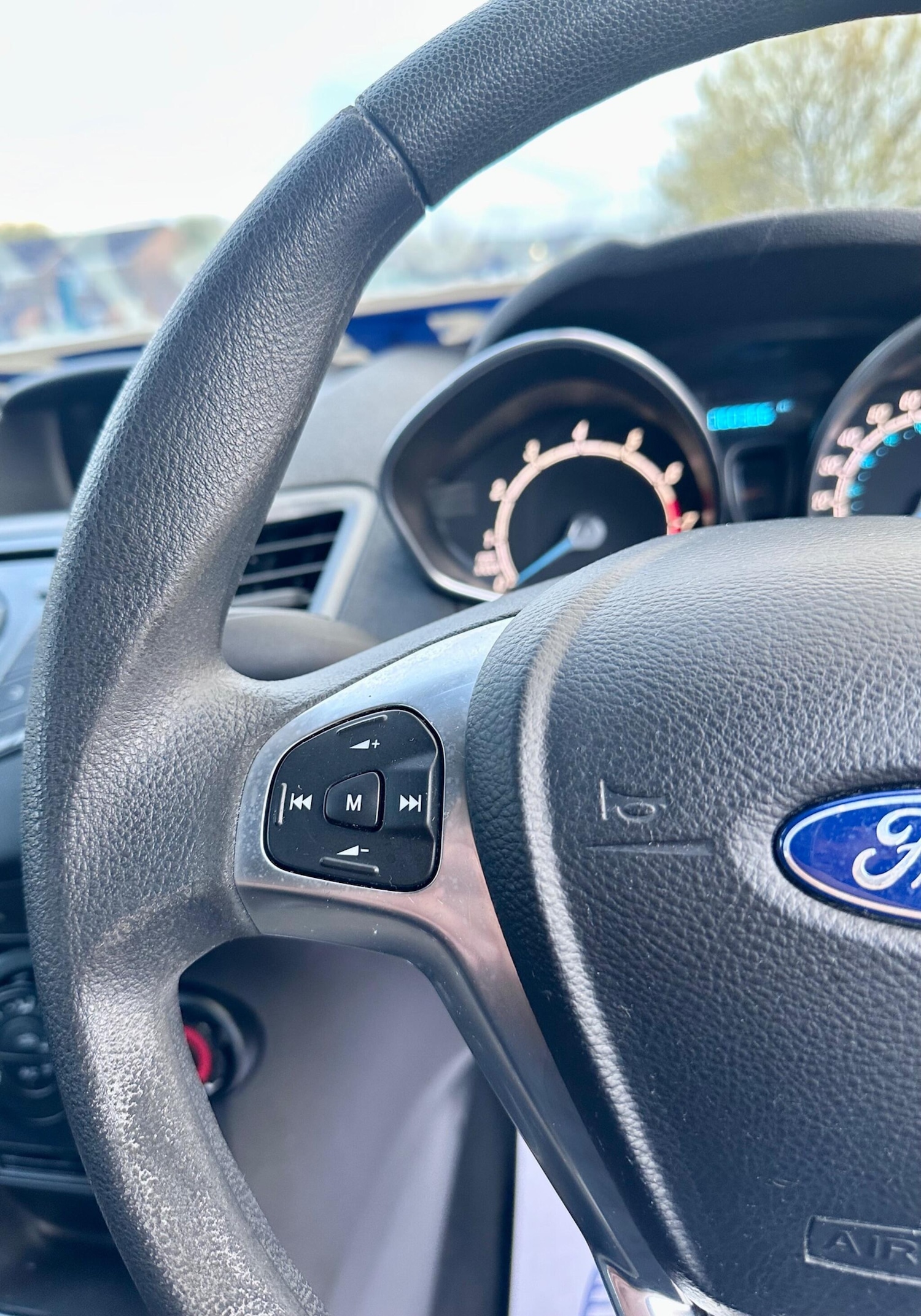 Used Ford Fiesta 2015 for sale - 78204371: Photo 44