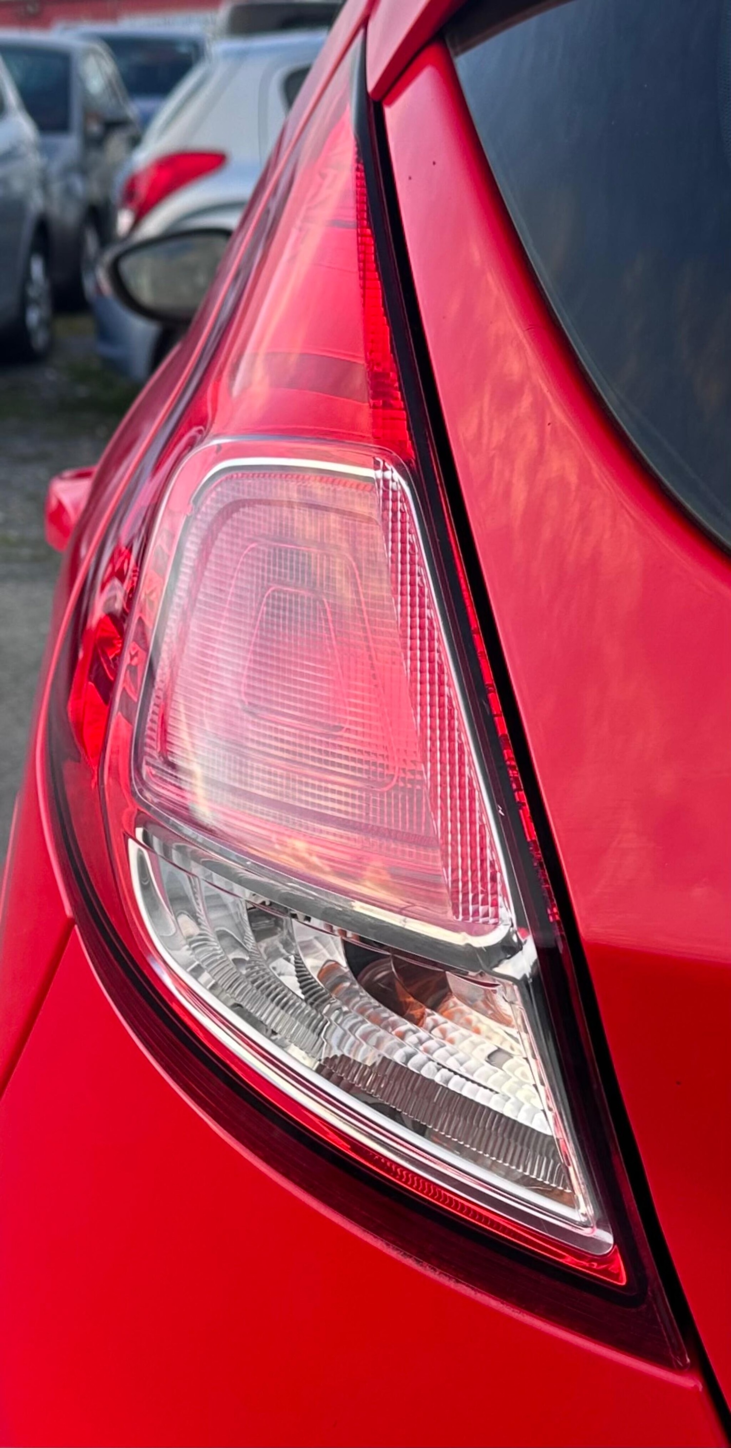 Used Ford Fiesta 2015 for sale - 78204371: Photo 80