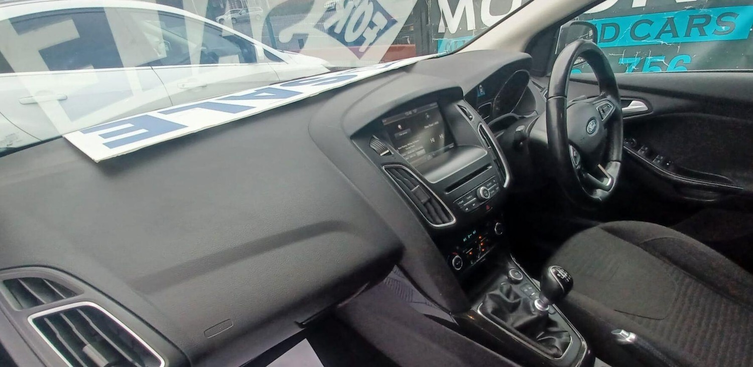 Used Ford Focus 2015 for sale - 76370241: Photo 12
