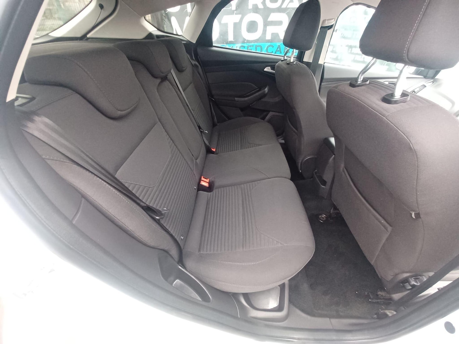 Used Ford Focus 2015 for sale - 76370241: Photo 9