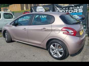 Used Peugeot 208 2014 for sale - 74887639: Photo
