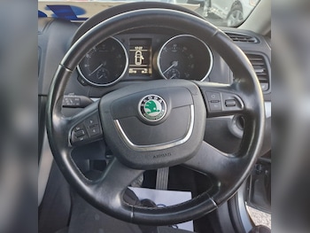 Used Skoda Yeti 2011 for sale - 76425651: Photo