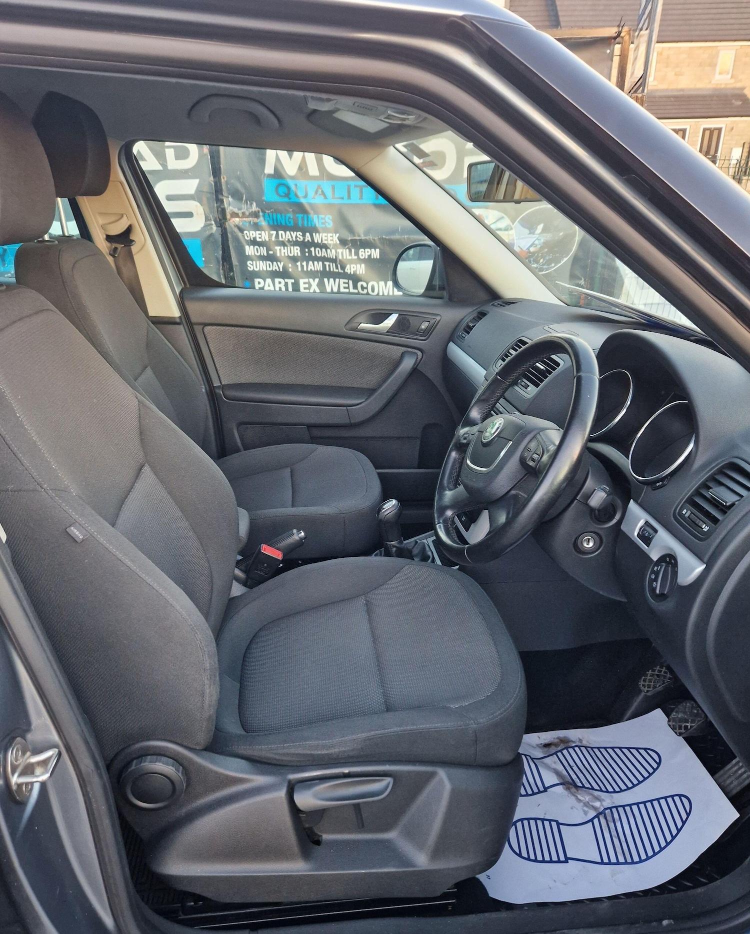 Used Skoda Yeti 2011 for sale - 76425651: Photo 8