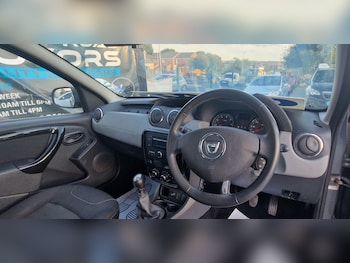 Used Dacia Duster 2013 for sale - 75696262: Photo