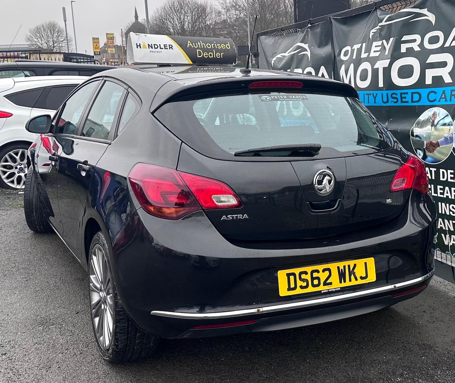 Used Vauxhall Astra 2013 for sale - 77331307: Photo 3