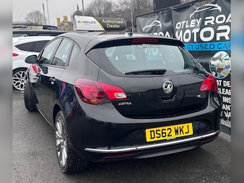 Used Vauxhall Astra 2013 for sale - 77331307: Photo