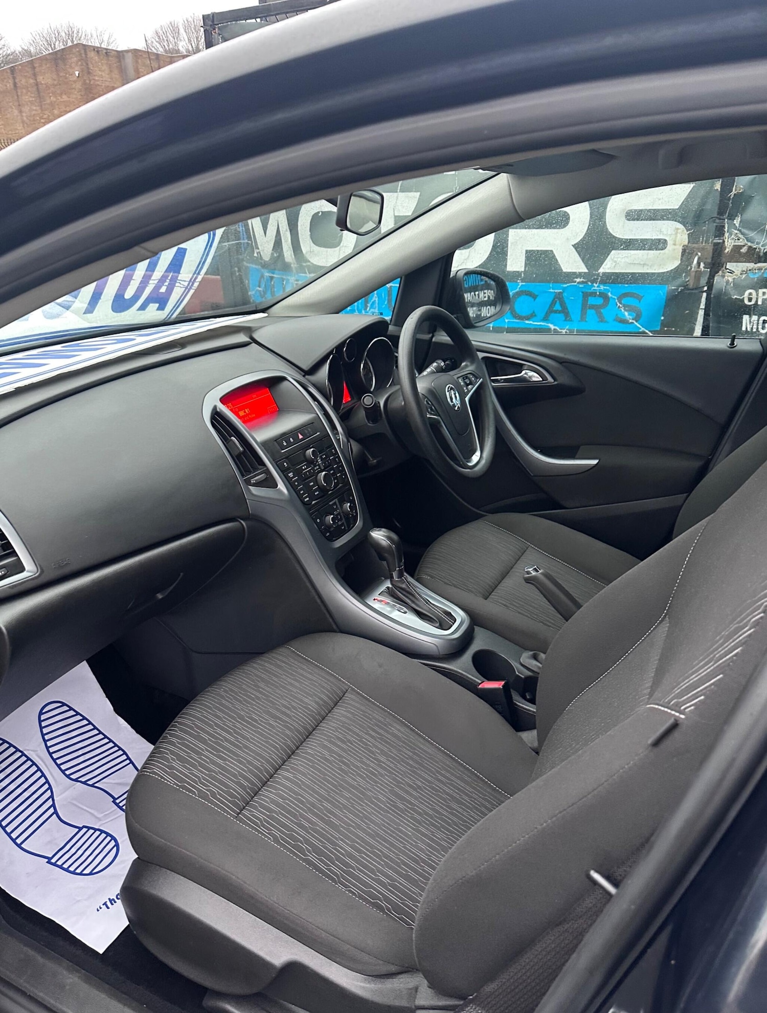 Used Vauxhall Astra 2013 for sale - 77331307: Photo 66