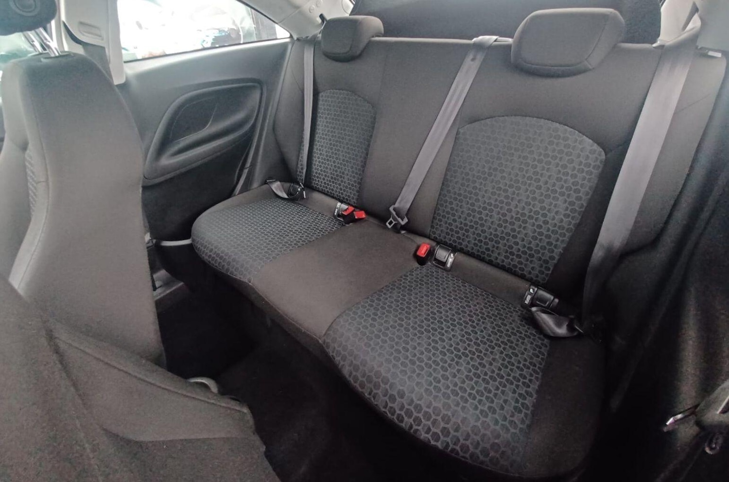 Used Vauxhall Corsa 2015 for sale - 76152311: Photo 10