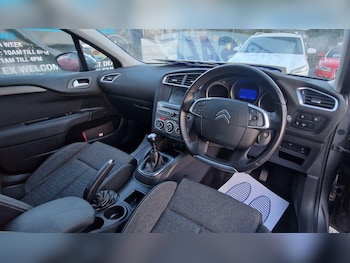 Used Citroen C4 2015 for sale - 75677442: Photo