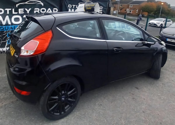 Used Ford Fiesta 2014 for sale - 76270494: Photo 22