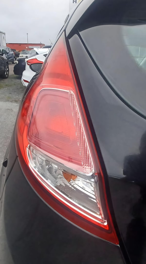 Used Ford Fiesta 2014 for sale - 76270494: Photo 35