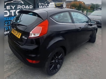 Used Ford Fiesta 2014 for sale - 76270494: Photo