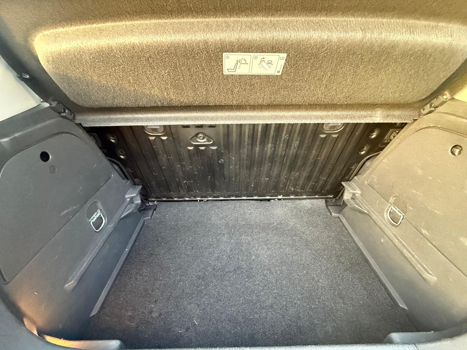 Used Vauxhall Corsa 2010 for sale - 76671291: Photo 19