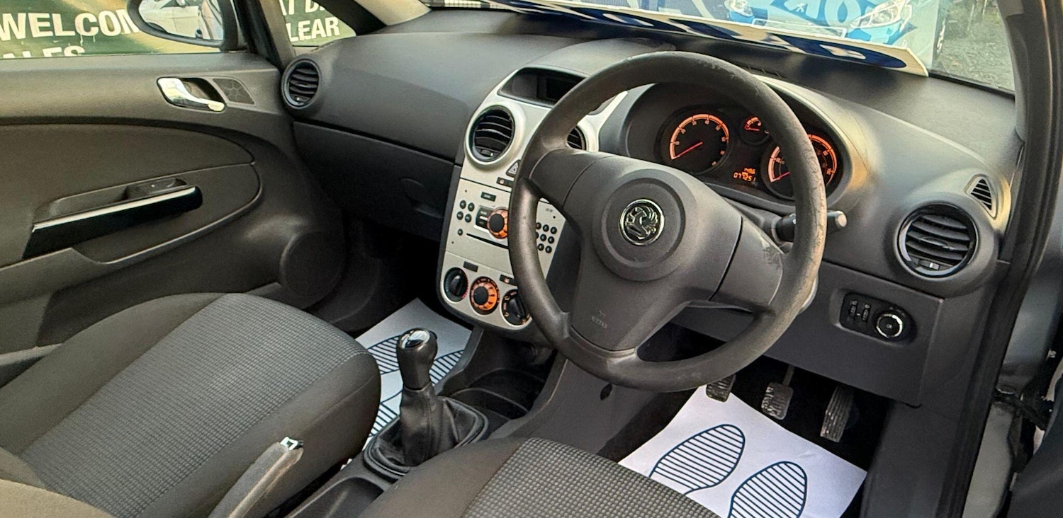 Used Vauxhall Corsa 2010 for sale - 76671291: Photo 2