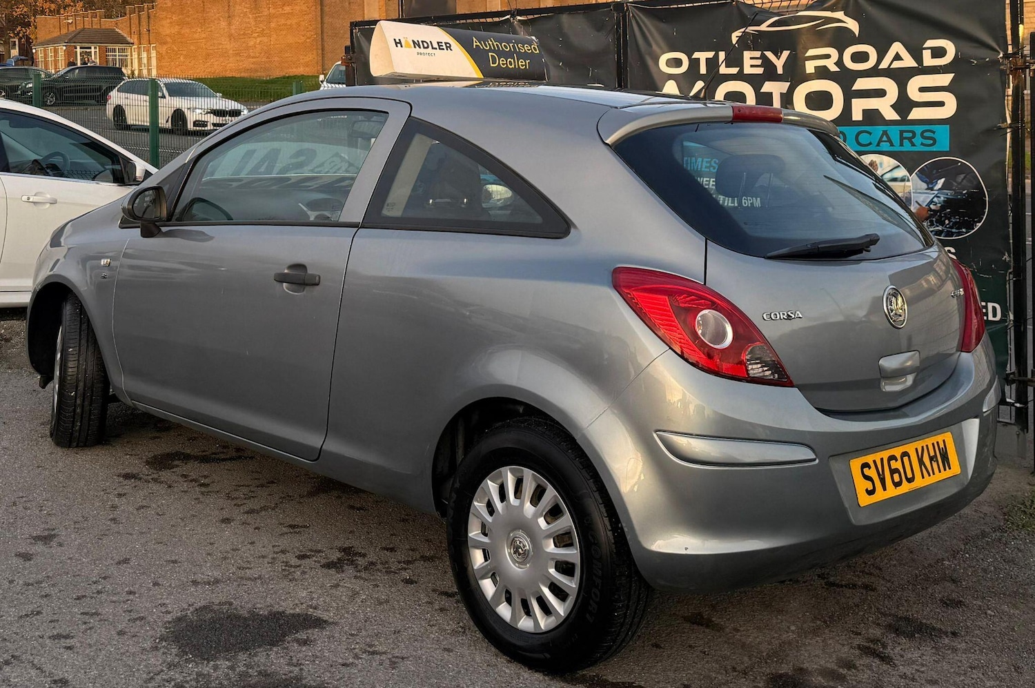 Used Vauxhall Corsa 2010 for sale - 76671291: Photo 4