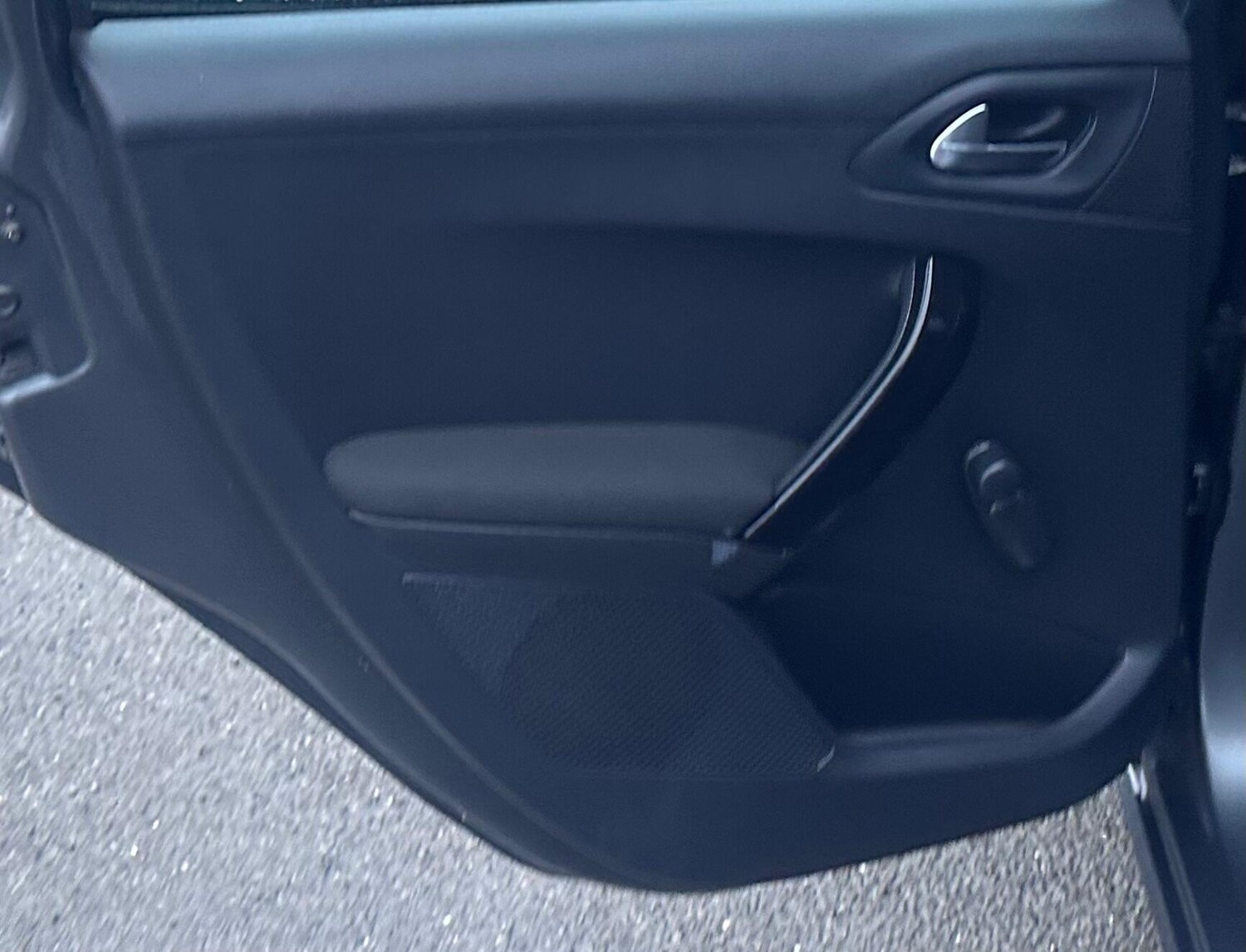 Used Peugeot 208 2016 for sale - 77479034: Photo 65