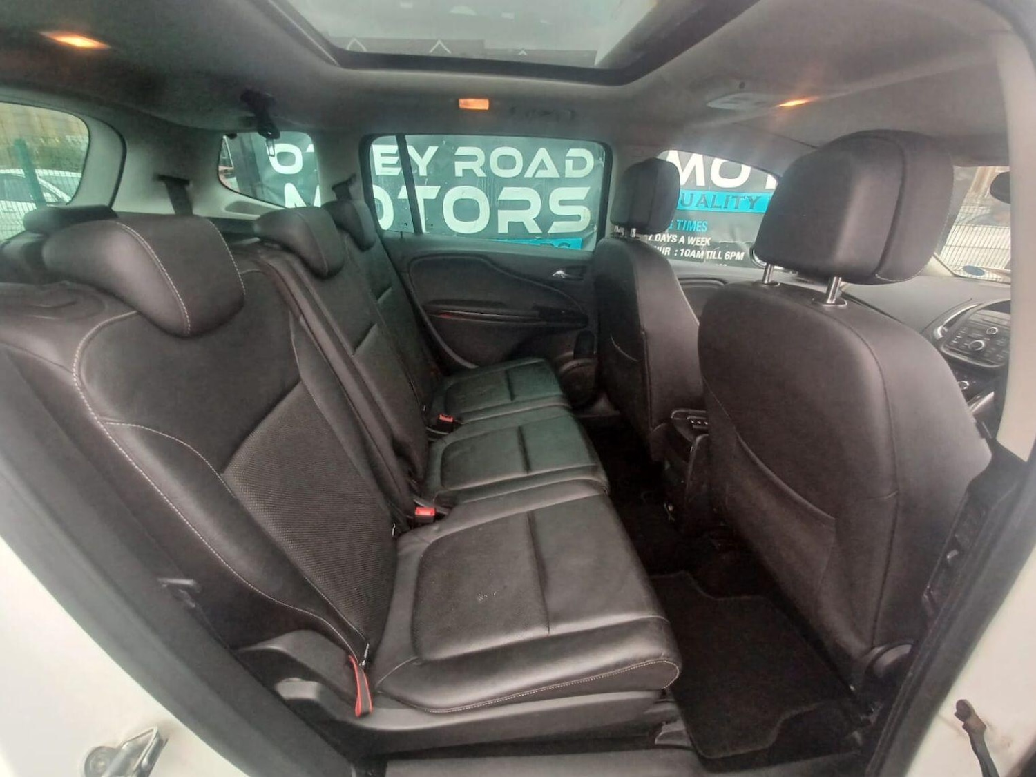 Used Vauxhall Zafira Tourer 2016 for sale - 76085344: Photo 13