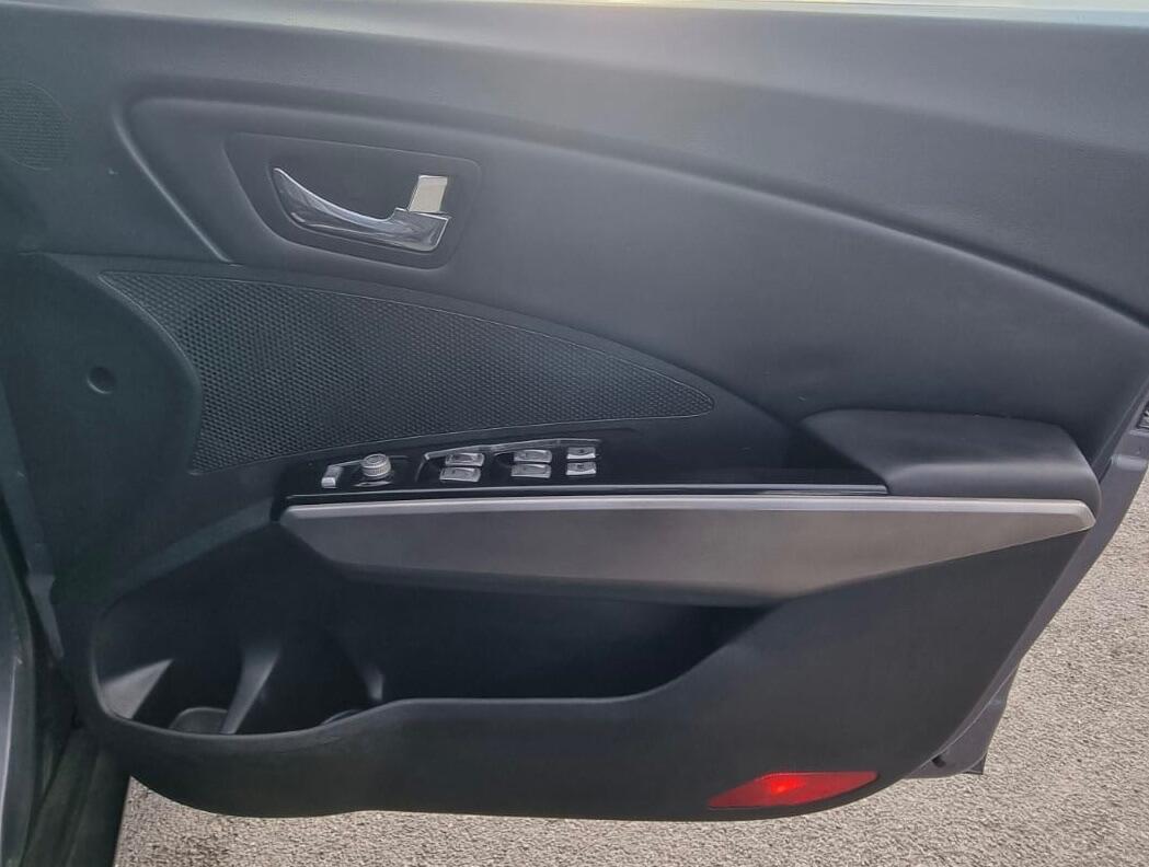 Used Ssangyong Tivoli 2016 for sale - 78100263: Photo 40