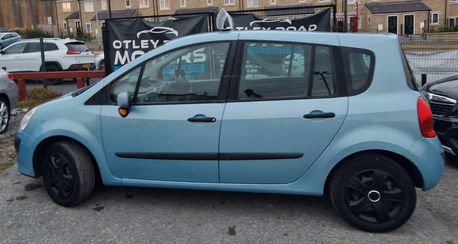 Vehicle 33