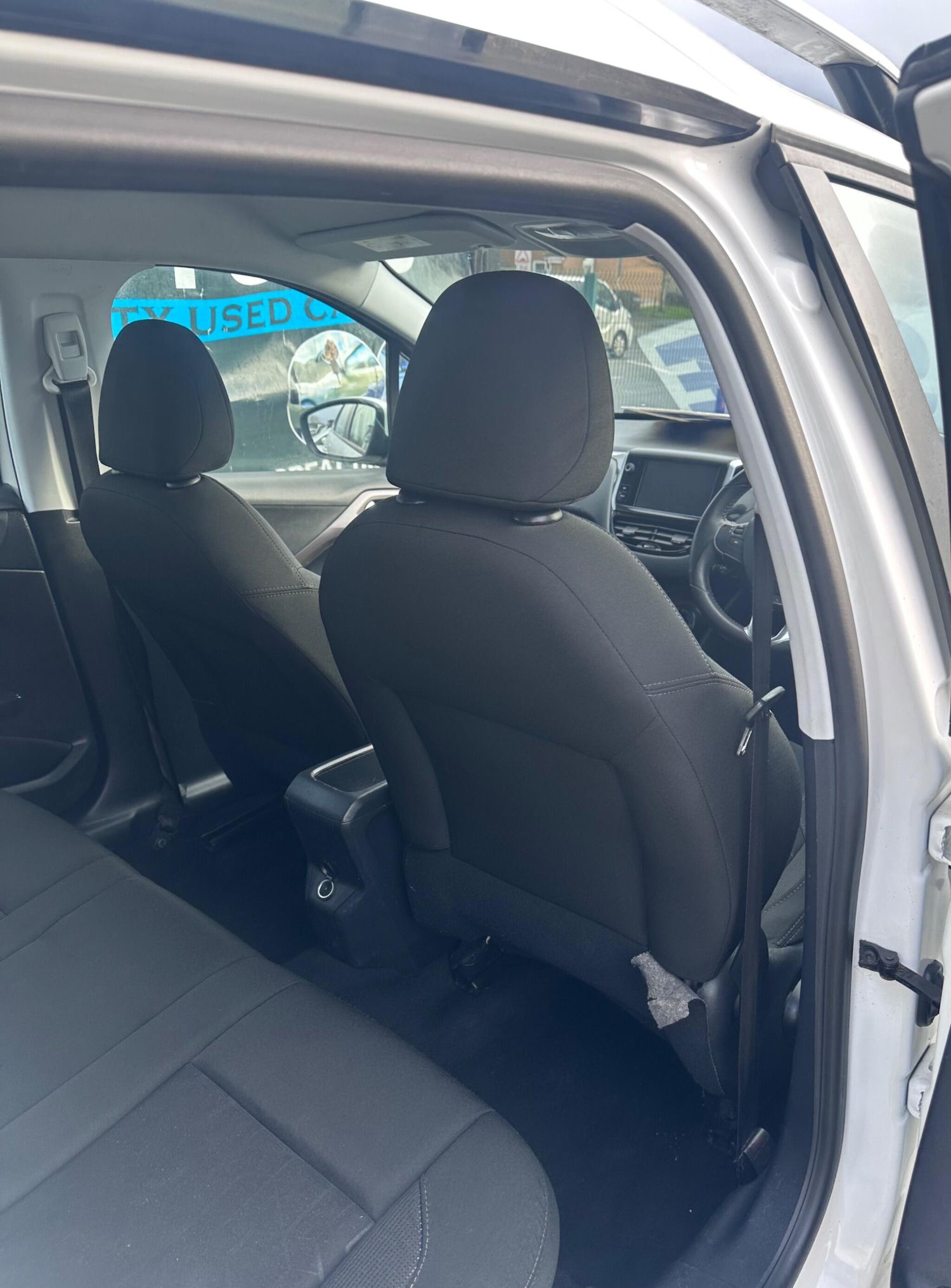 Used Peugeot 2008 2016 for sale - 77564659: Photo 11