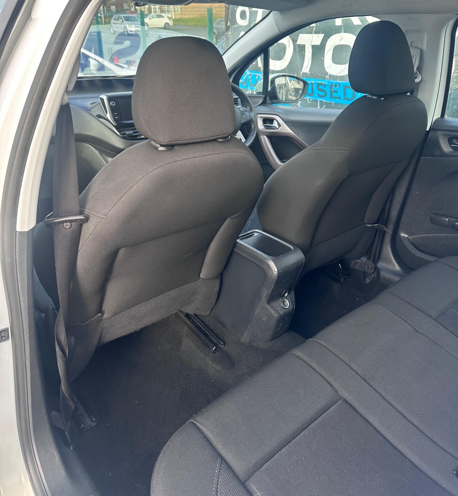 Used Peugeot 2008 2016 for sale - 77564659: Photo 12