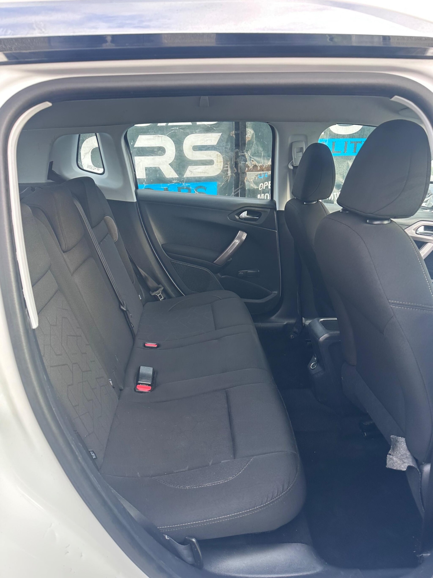 Used Peugeot 2008 2016 for sale - 77564659: Photo 21