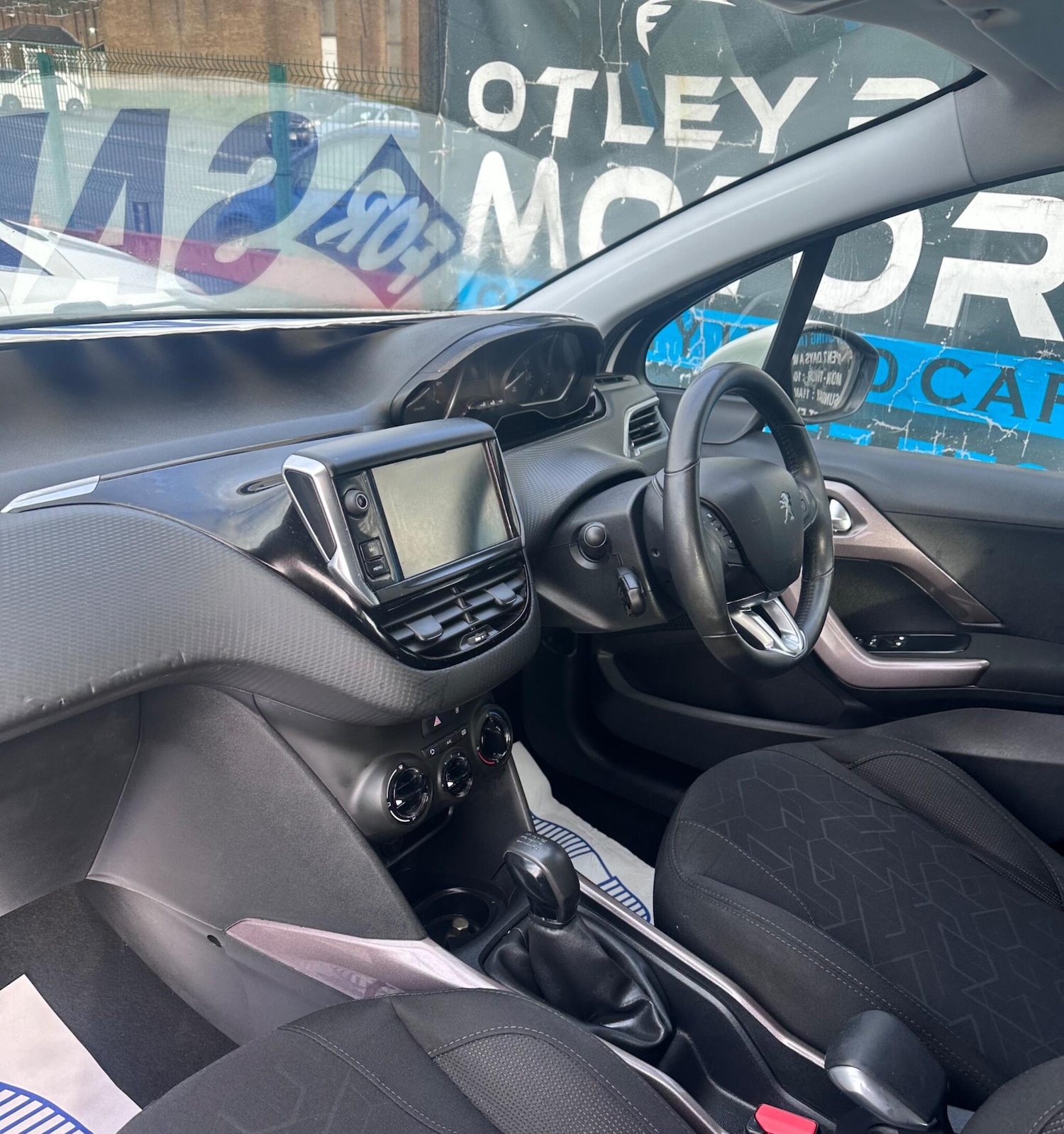 Used Peugeot 2008 2016 for sale - 77564659: Photo 25