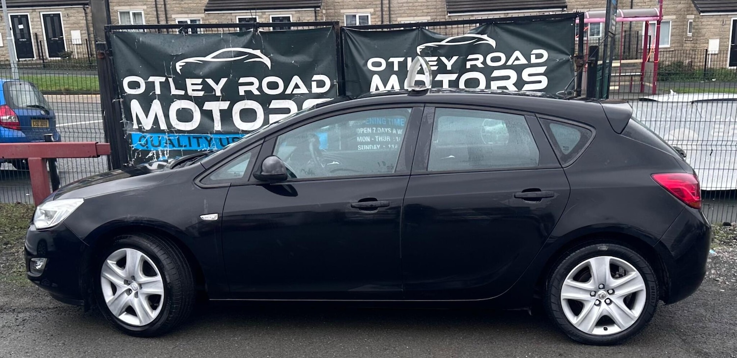 Used Vauxhall Astra 2011 for sale - 77305667: Photo 40