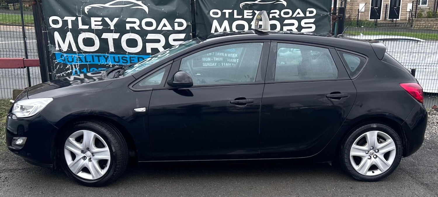 Used Vauxhall Astra 2011 for sale - 77305667: Photo 41